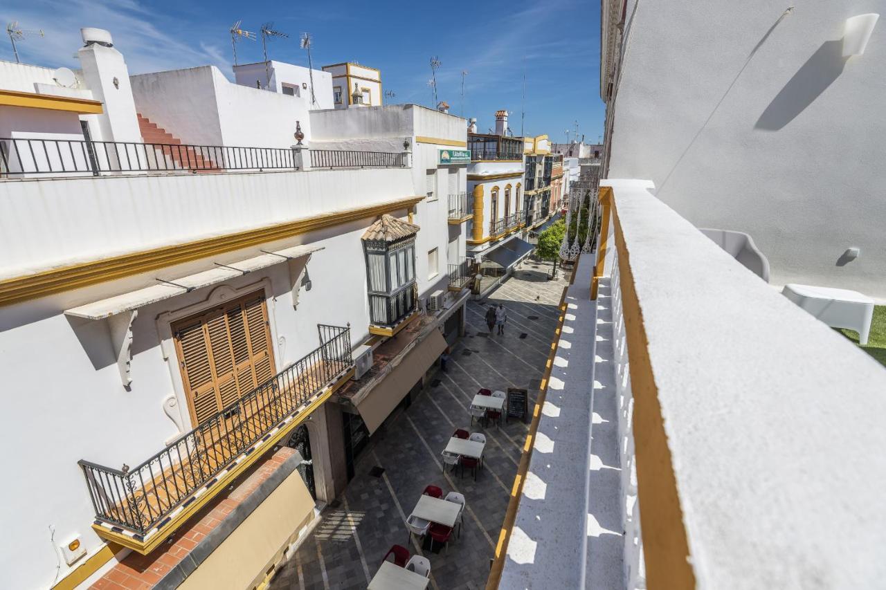 Trajano Premium Estudios By H Ayamonte Exteriör bild