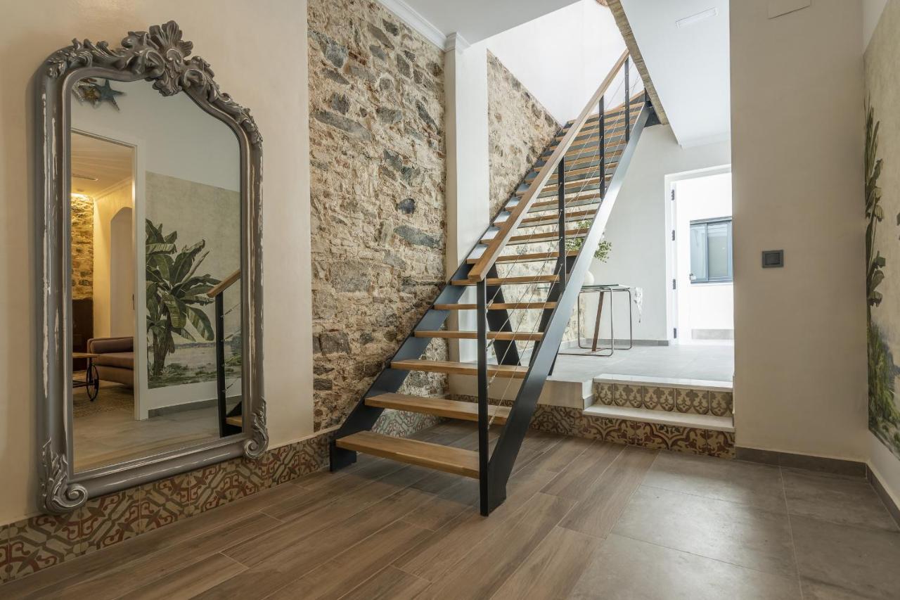 Trajano Premium Estudios By H Ayamonte Exteriör bild