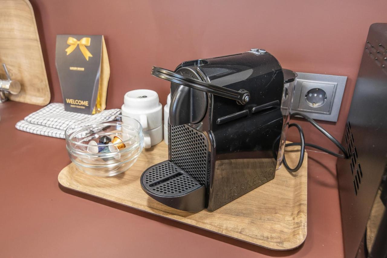 Trajano Premium Estudios By H Ayamonte Exteriör bild