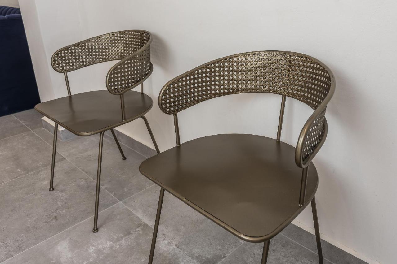 Trajano Premium Estudios By H Ayamonte Exteriör bild