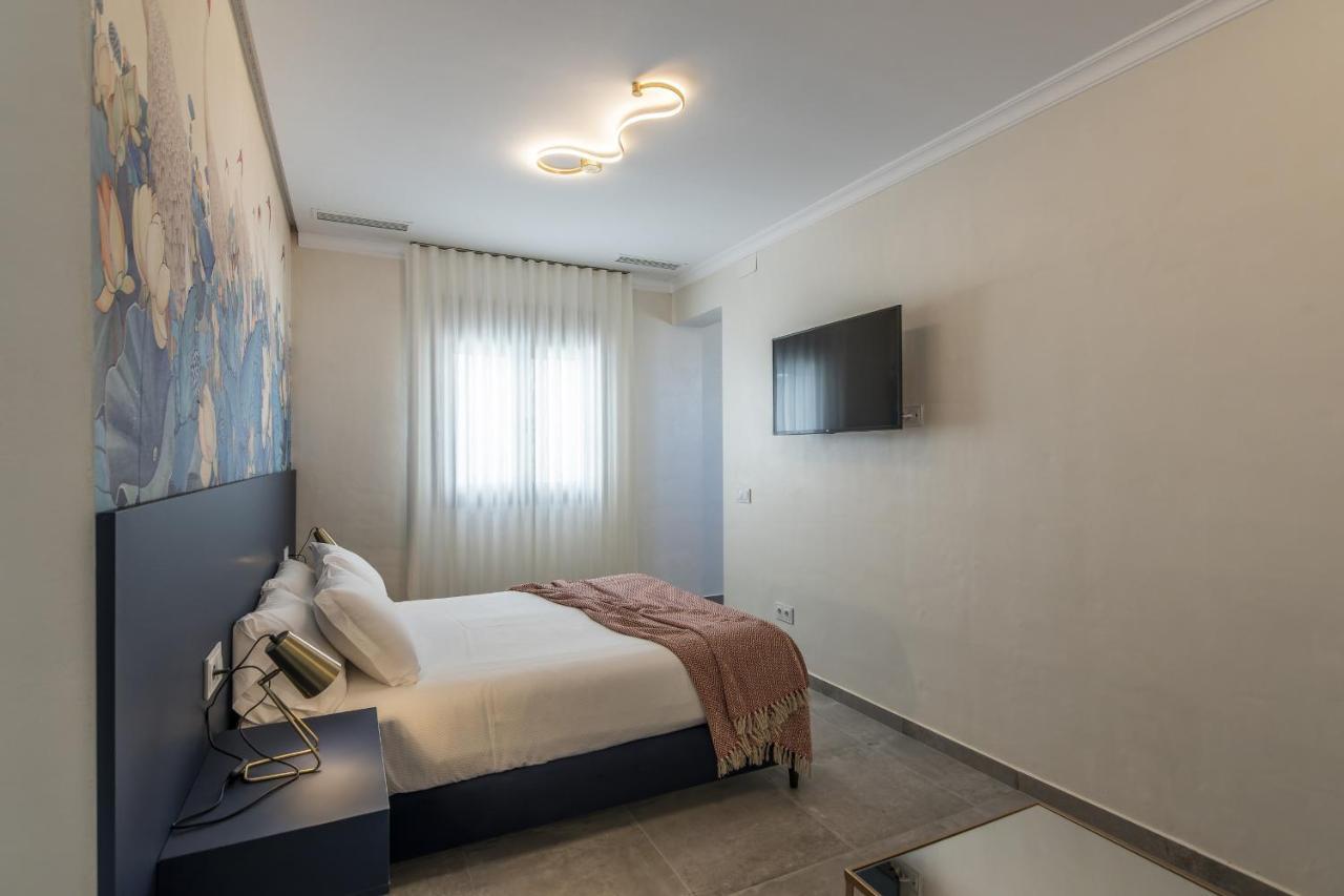 Trajano Premium Estudios By H Ayamonte Exteriör bild