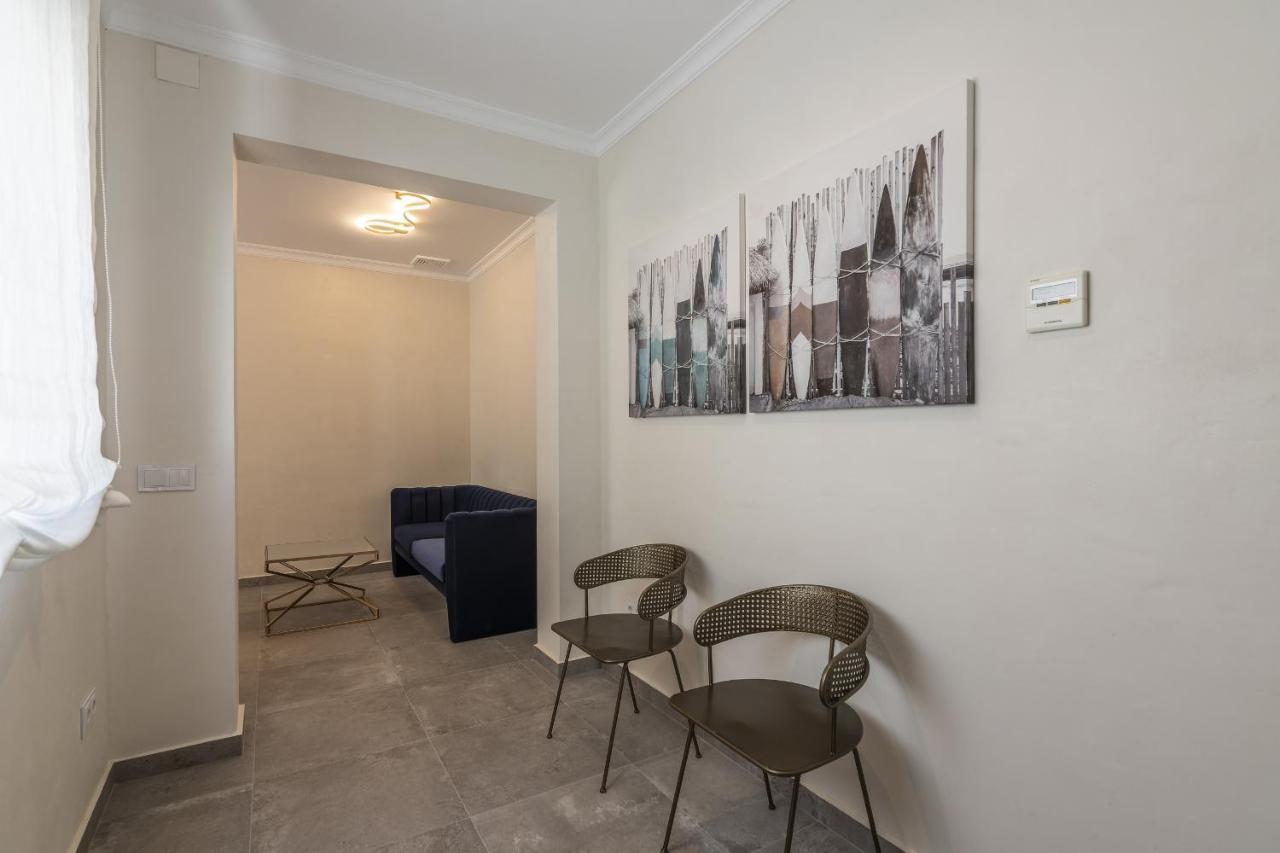 Trajano Premium Estudios By H Ayamonte Exteriör bild