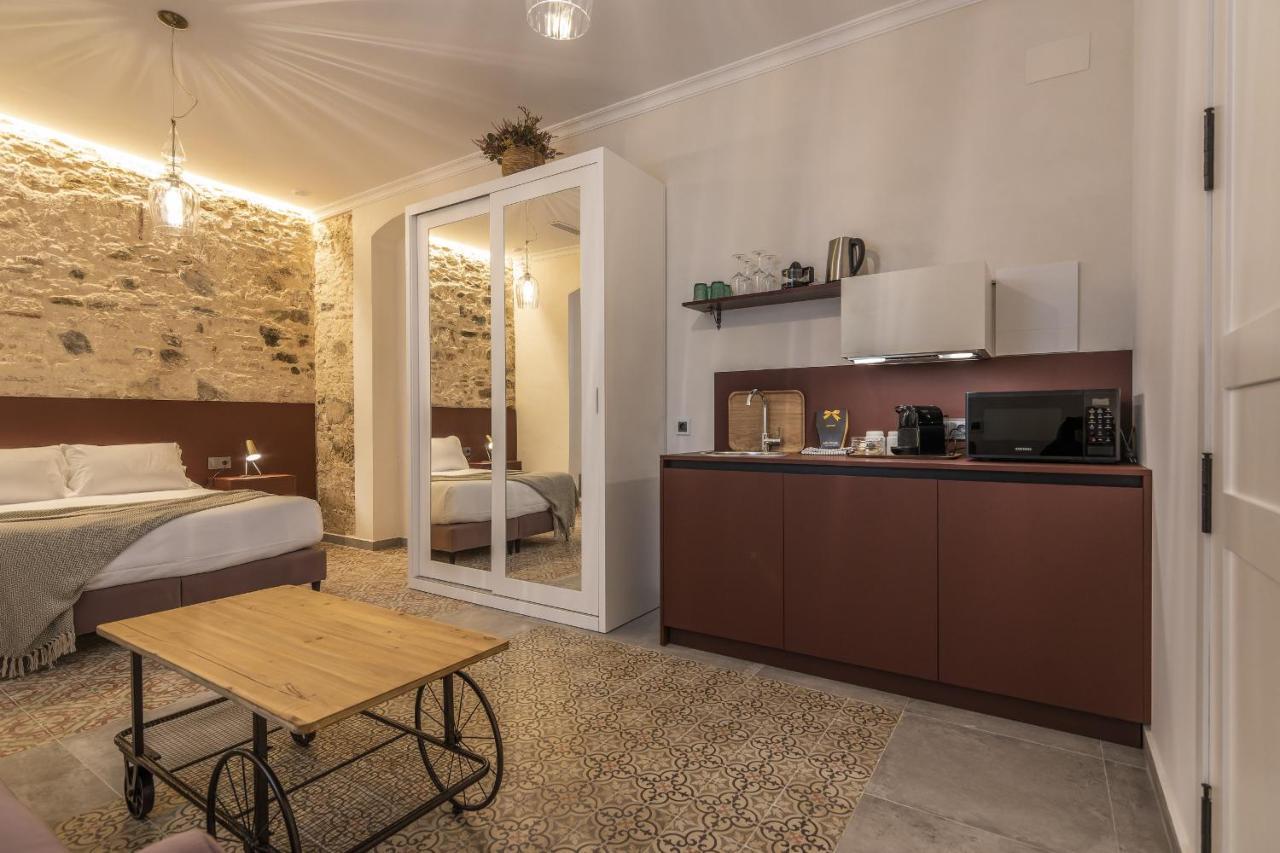 Trajano Premium Estudios By H Ayamonte Exteriör bild