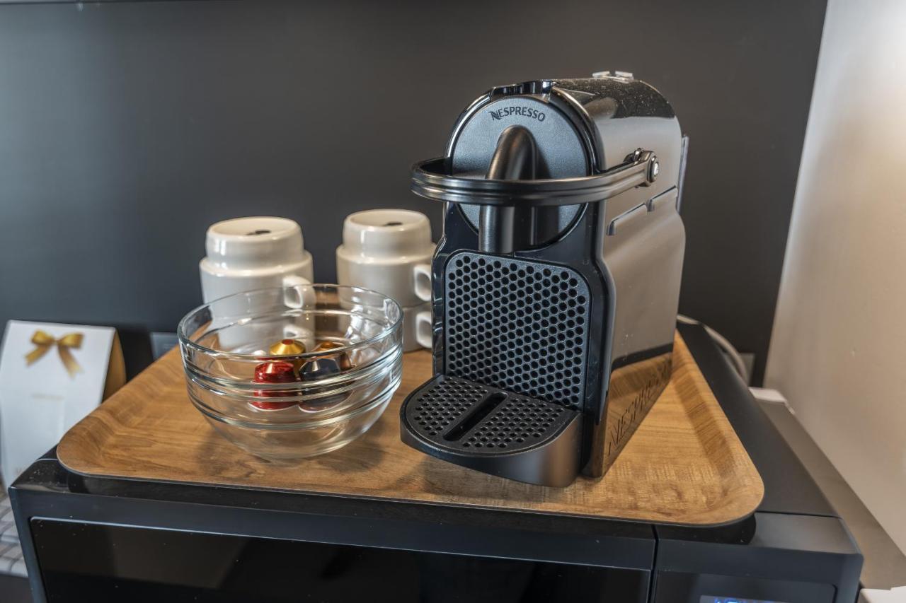 Trajano Premium Estudios By H Ayamonte Exteriör bild