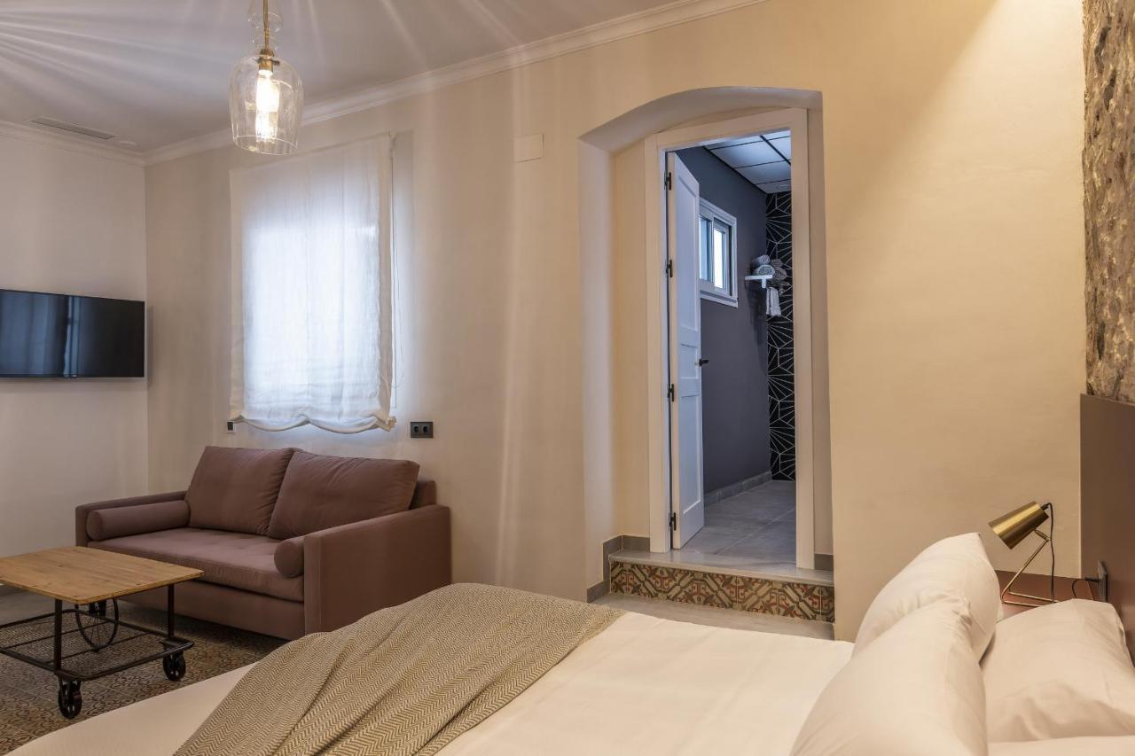 Trajano Premium Estudios By H Ayamonte Exteriör bild